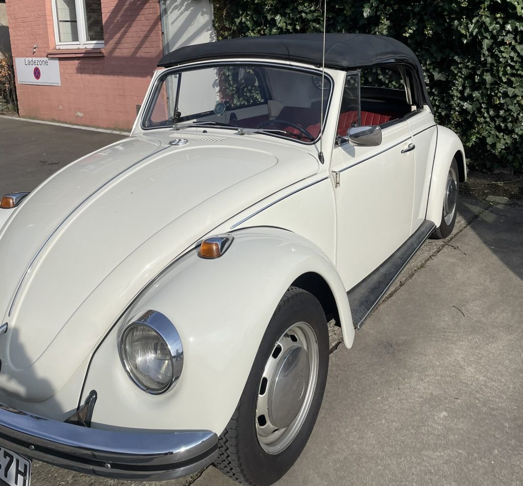 VW Käfer Cabrio geschlossen